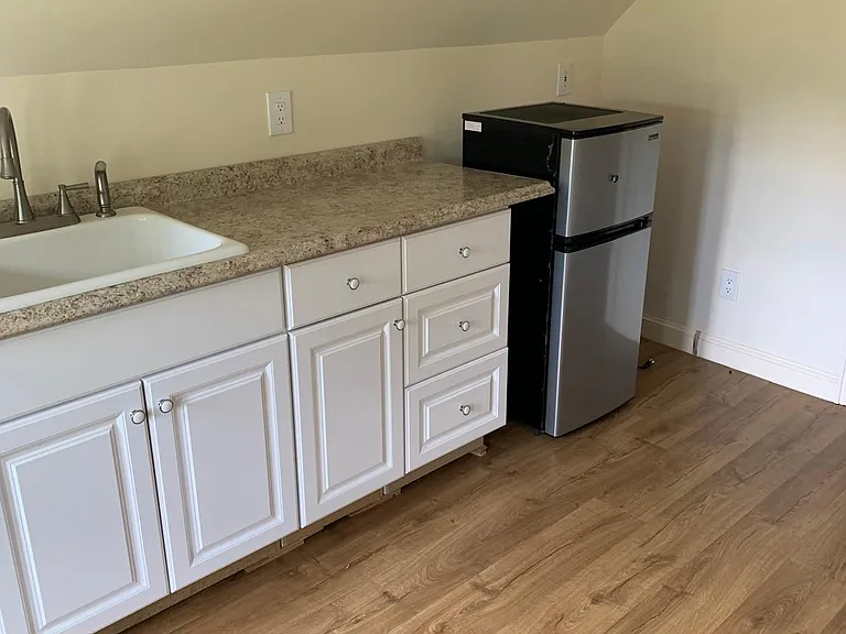 11 Mead Ave — Photo 11