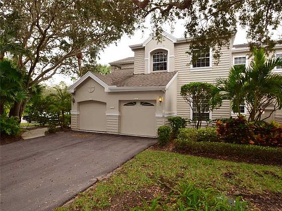 4th image of 1460 Winding Oaks Cir W Unit 103
