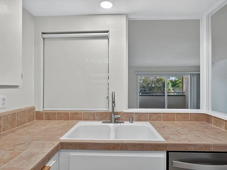 5937 Armaga Spring Rd #N — Photo 10