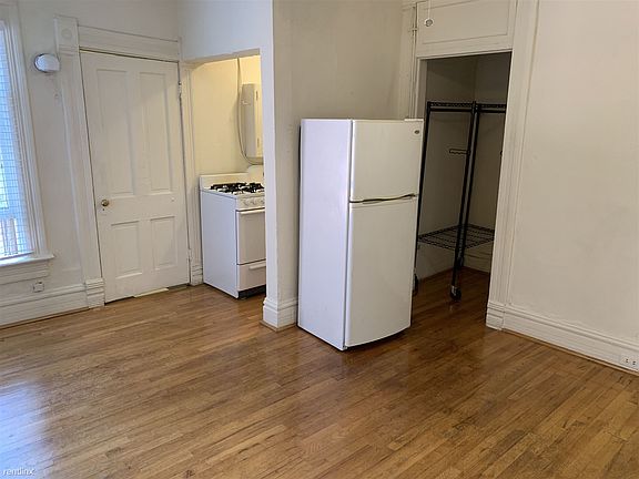 2nd image of 1252 N Corona St #9934913