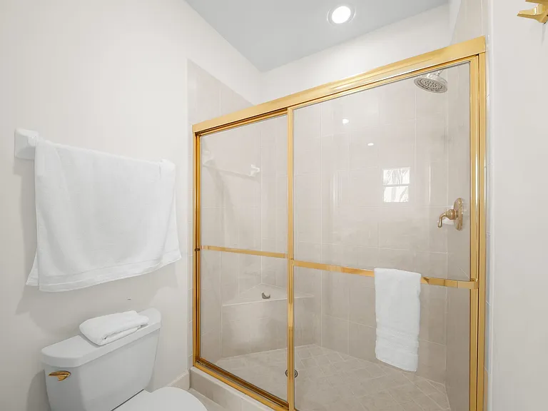 572 11th Ave S #2 — Photo 30