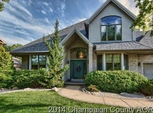 2803 Prairie Meadow Dr, Champaign, IL 61822
