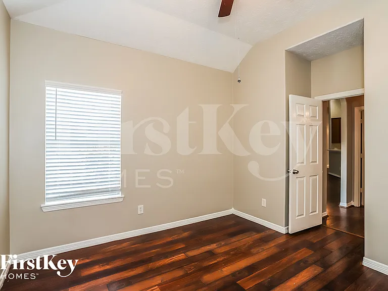 28607 Hidden Lake W — Photo 16