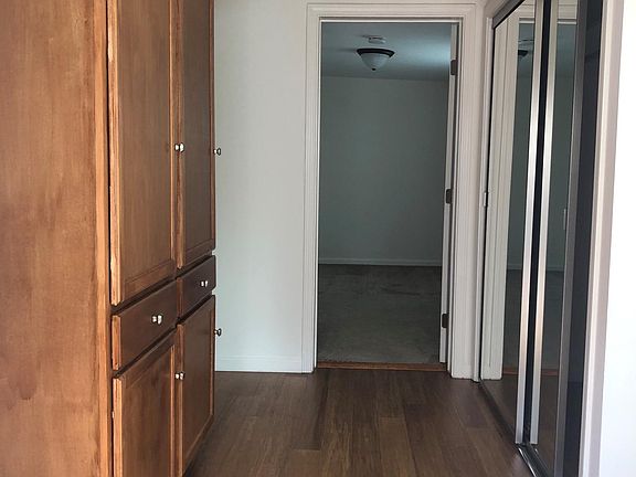 2nd image of 1354 47th Ave #1/2
