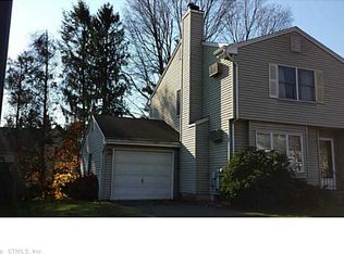14 Rossetto Dr, Manchester, CT 06042