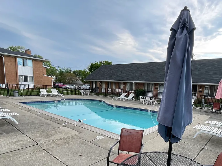 8105 Huntington St #8 — Photo 21