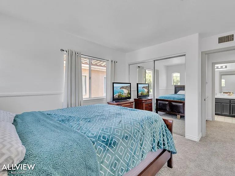 2385 Country View Gln — Photo 36
