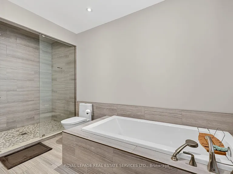 18 Walnut Dr — Photo 16
