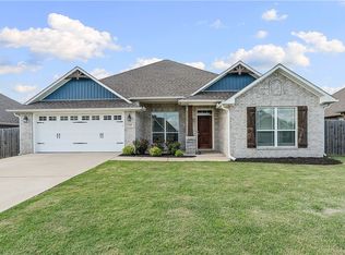 725 Macdonald Dr, Pea Ridge, AR 72751