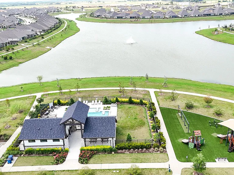 32239 Cedar Crest Dr — Photo 36