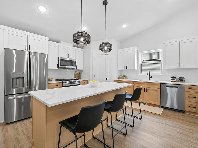 9966X 14th Cir NE — Photo 13