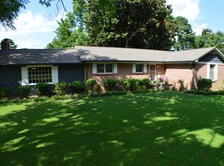 101 Tinker Hill Rd, Jackson, TN 38305