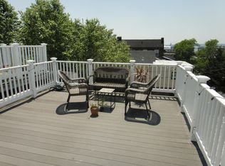 2229 E Pratt St APT 3, Baltimore, MD 21231