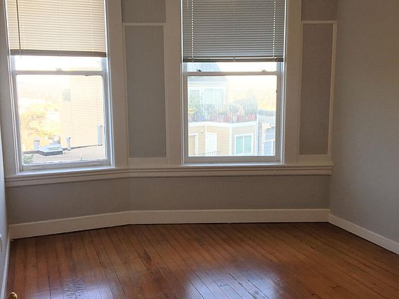 5th image of 1019 Ashbury St