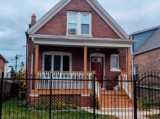 1041 N Spaulding Ave, Chicago, IL 60651