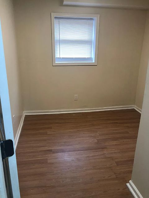 2nd image of 40 Ontario St #B