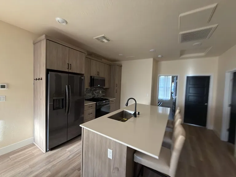 2897 E Tamarind Dr — Photo 6