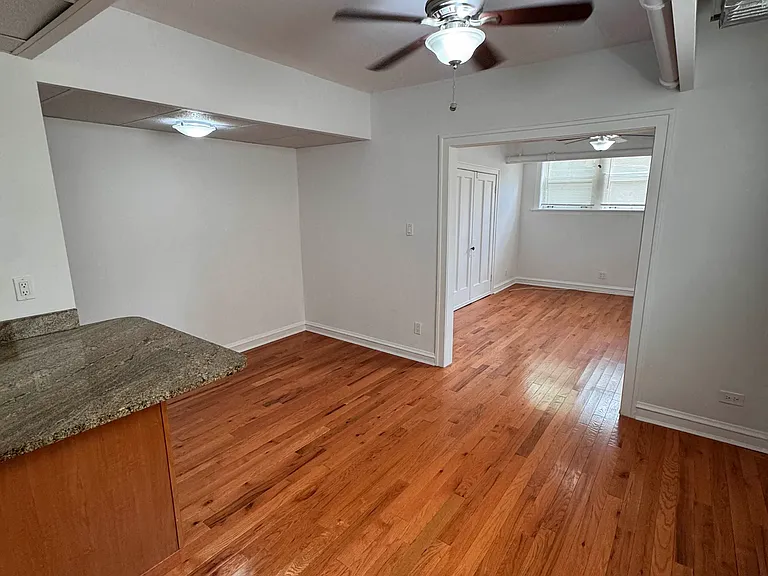 3946 N Bell Ave #BASEMENT — Photo 4