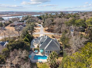 703 Brown Pelican Lane, Hampstead, NC 28443