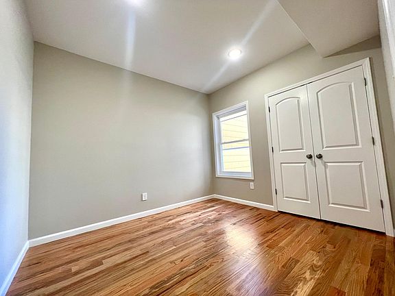 5th image of 154 Garside St Floor 2