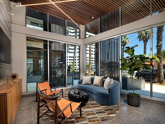 4th image of 3223 Wilshire Blvd #310