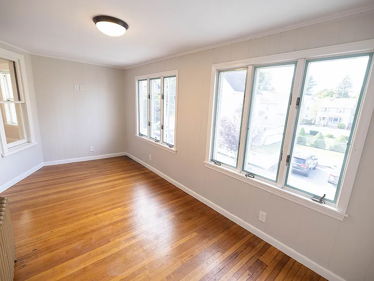 12 Benham St #2 — Photo 21