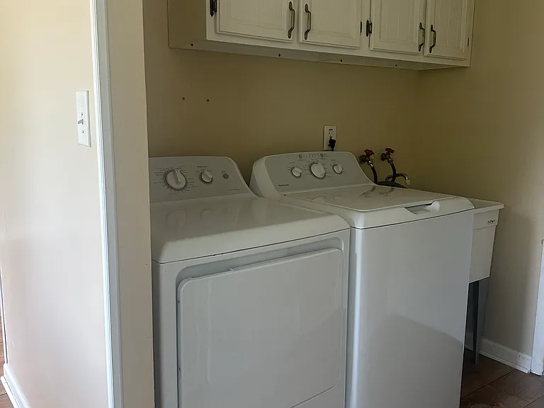 1223 Ranchland Dr — Photo 28