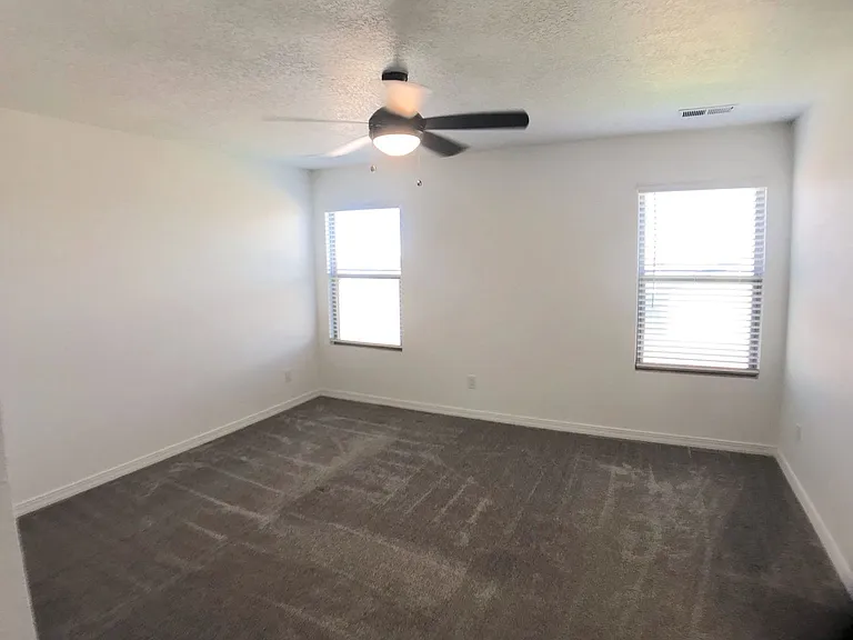 313 Wyatt Ave SW — Photo 14