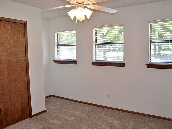 3rd image of 653 Rolling Wood Hills Dr
