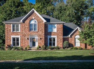 1316 Autumn Ridge Rd, Lyndon, KY 40242