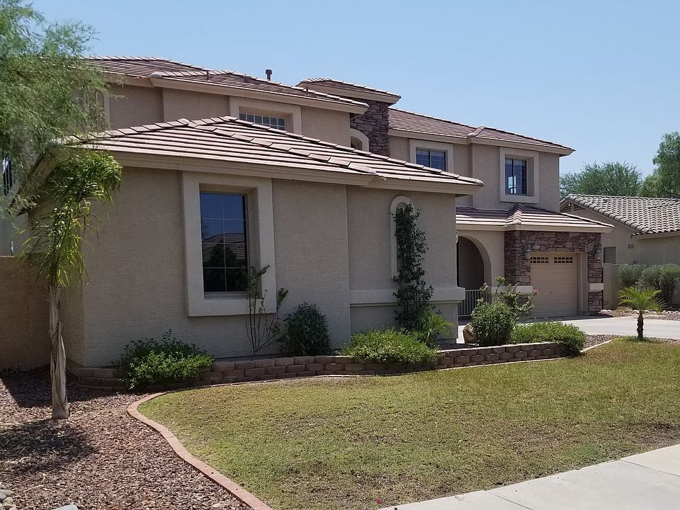 2nd image of 13515 W San Miguel Ave