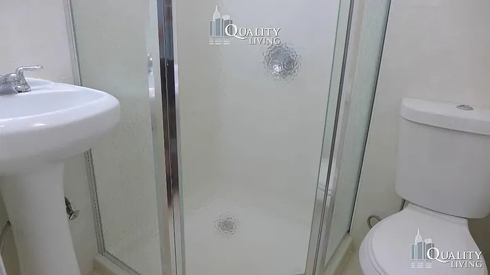 Rented by New York Quality Living Downtown | media 14