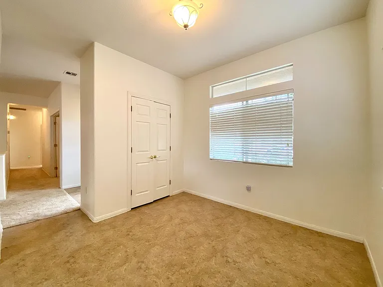 48 Vallejo Verde St — Photo 4