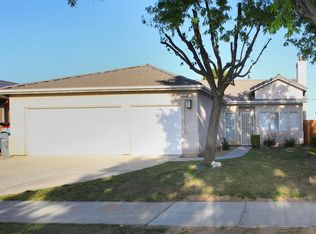 162 N Shelly Ave, Fresno, CA 93727