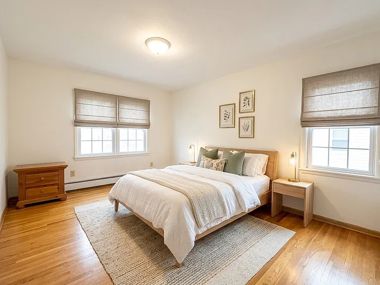 224 2nd Ave S #1 — Photo 9