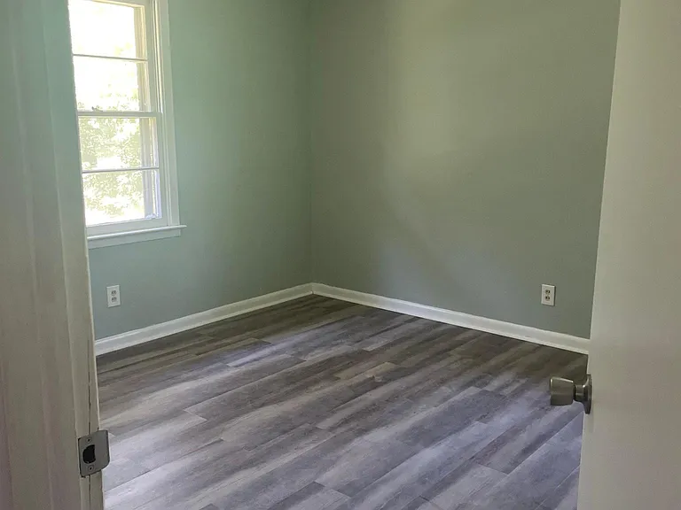113 Cherry Ln — Photo 9