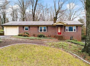 5370 Alamo Dr, Winston Salem, NC 27104