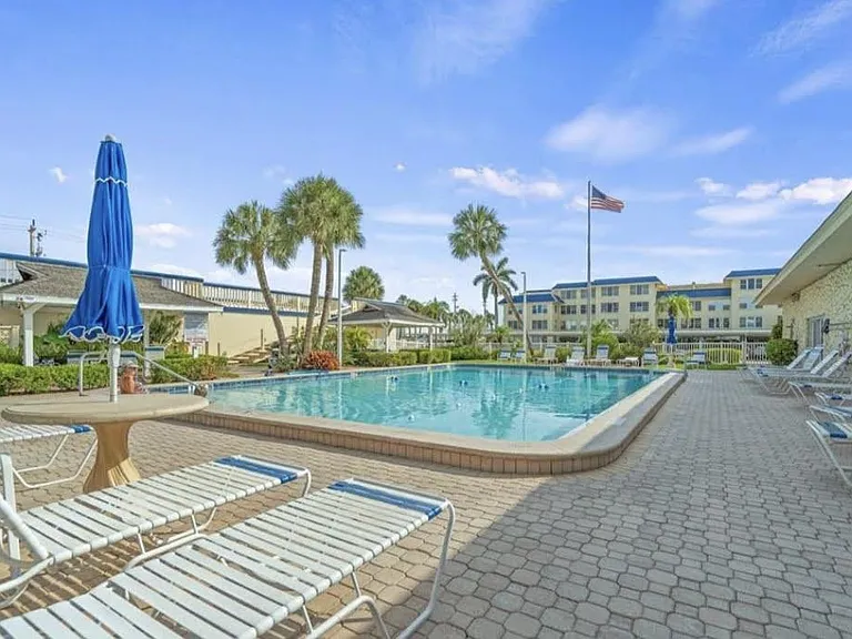 3806 Gulf Of Mexico Dr #208C — Photo 5