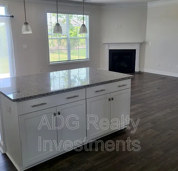 1577 Cambria Ct — Photo 16