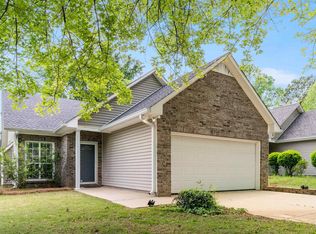 9391 Brook Forest Cir, Helena, AL 35080
