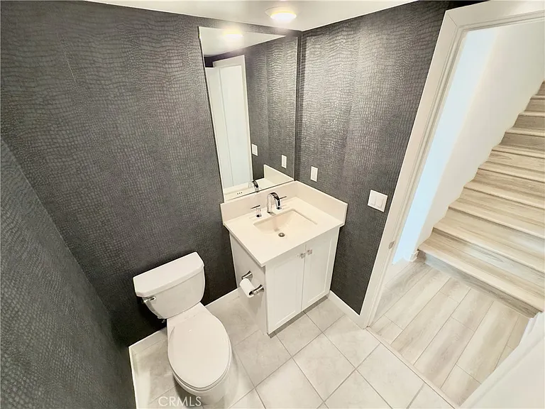 1868 S Westside Dr #28 — Photo 18