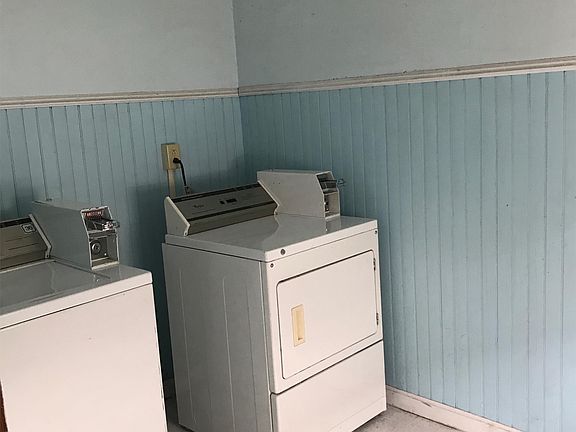 5th image of 25 Bradley St #11021642