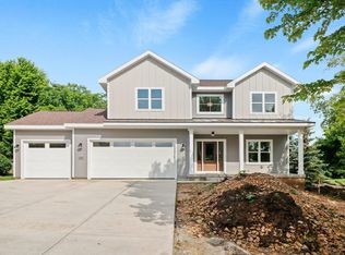 1108 Heritage Ct, Waunakee, WI 53597