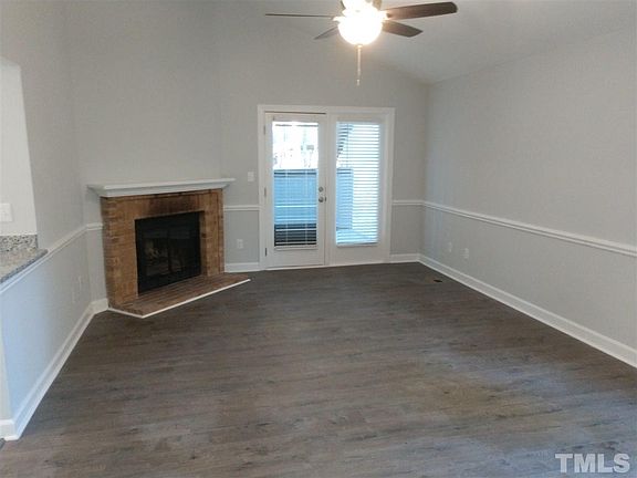 4th image of 500 W Woodcroft Pkwy APT 4A