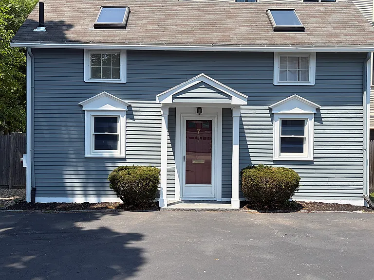 7 Salem St — Photo 4