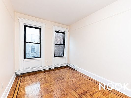 3rd image of 813 Nostrand Ave #3