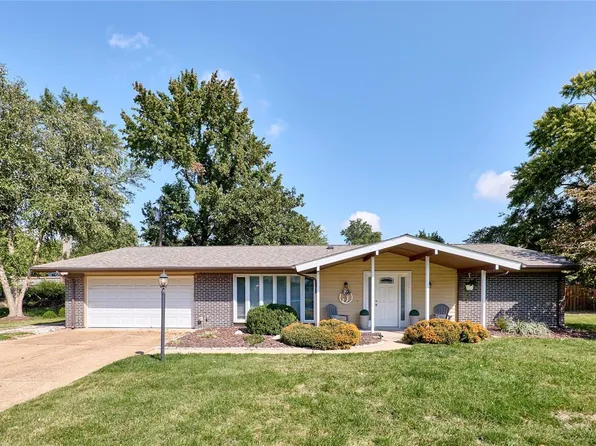 12561 Merrick Dr, Saint Louis, MO 63146