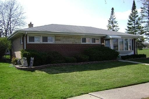 1st image of 8950 N Marion Ave