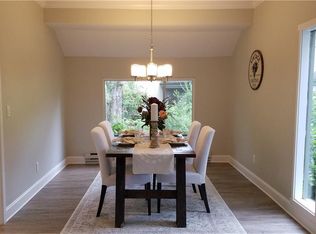 893 Heritage Vlg #A, Southbury, CT 06488