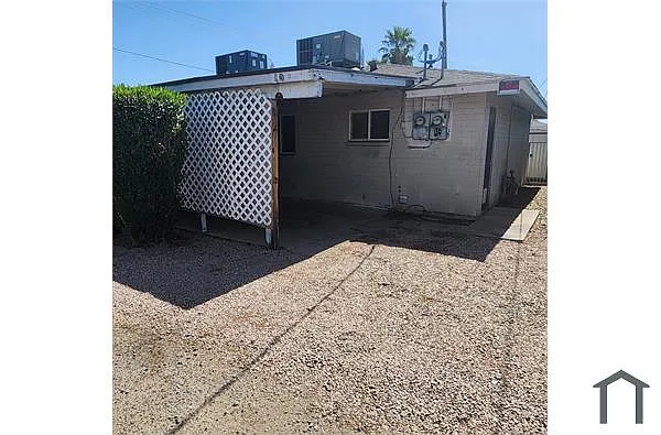 Building Photo - 1920 W Mulberry Dr #3
